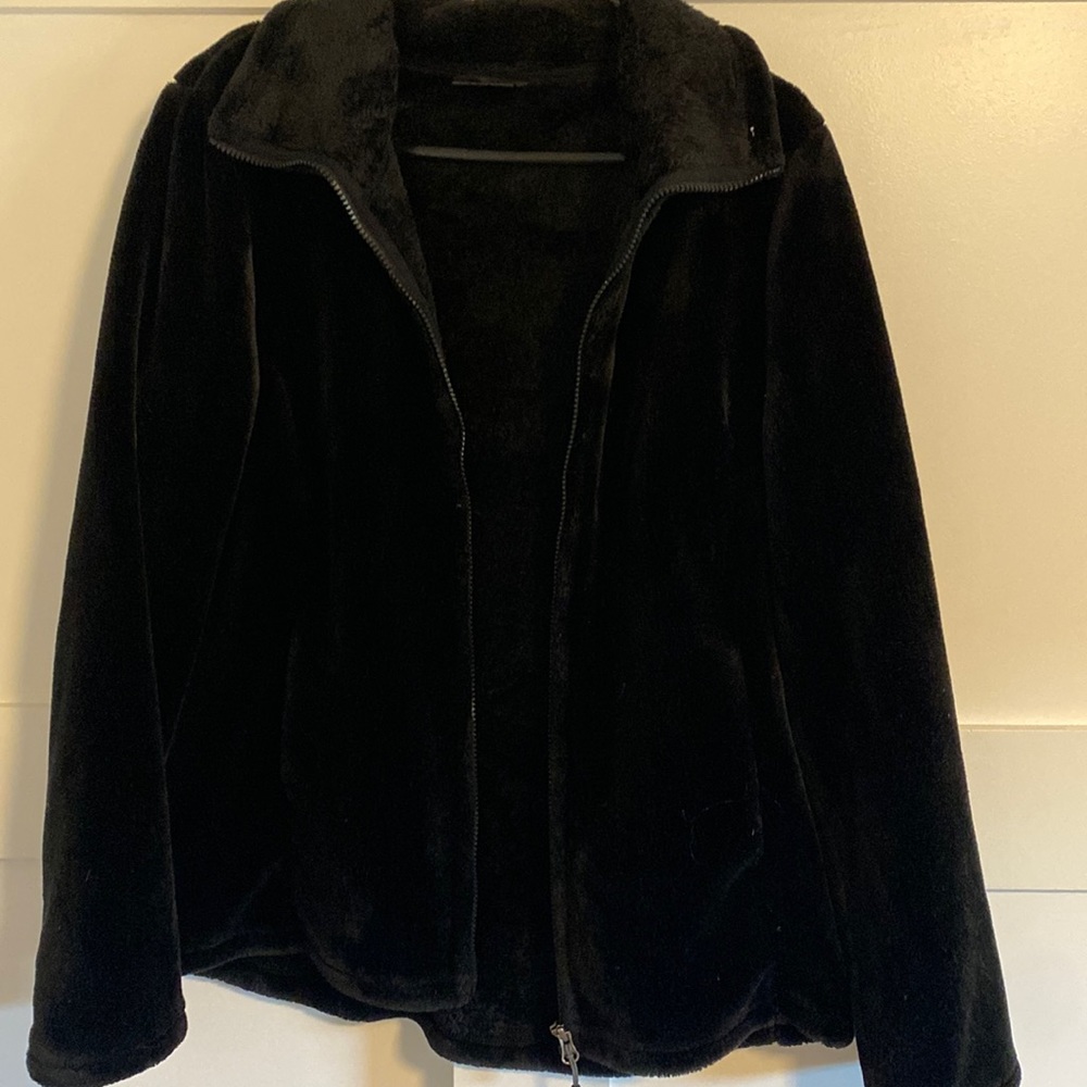 Fluffy black zip up